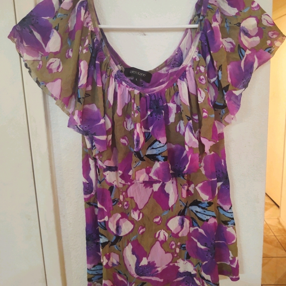 Karen kane floral shirt size large
